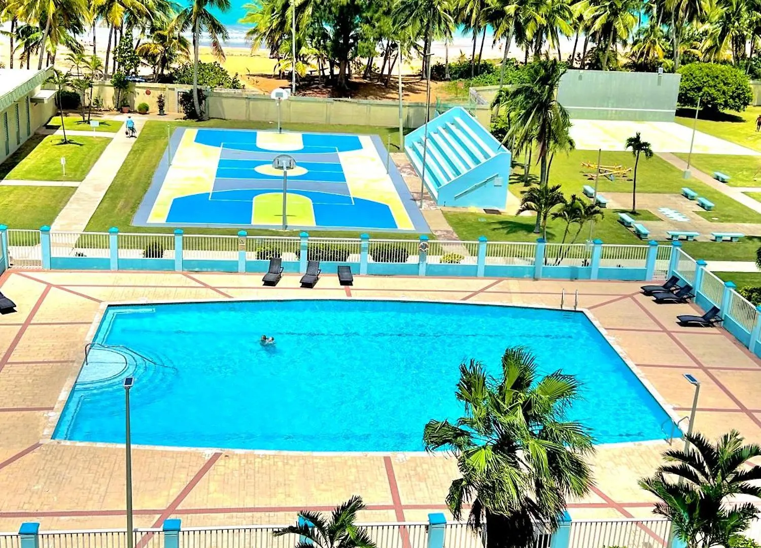 Luquillo Beach & Ocean Breeze Appartamento